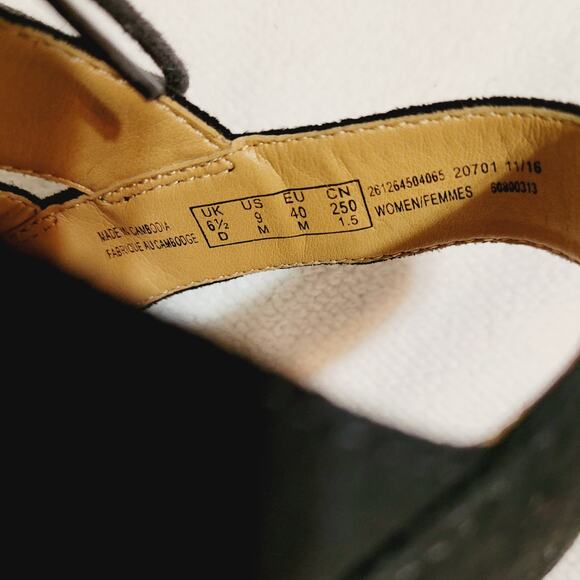 Clark's Artisan black suede lace up espadrille sandal size 9 - Picture 8 of 8